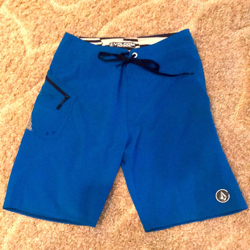 Volcom baggies / board shorts L/XL